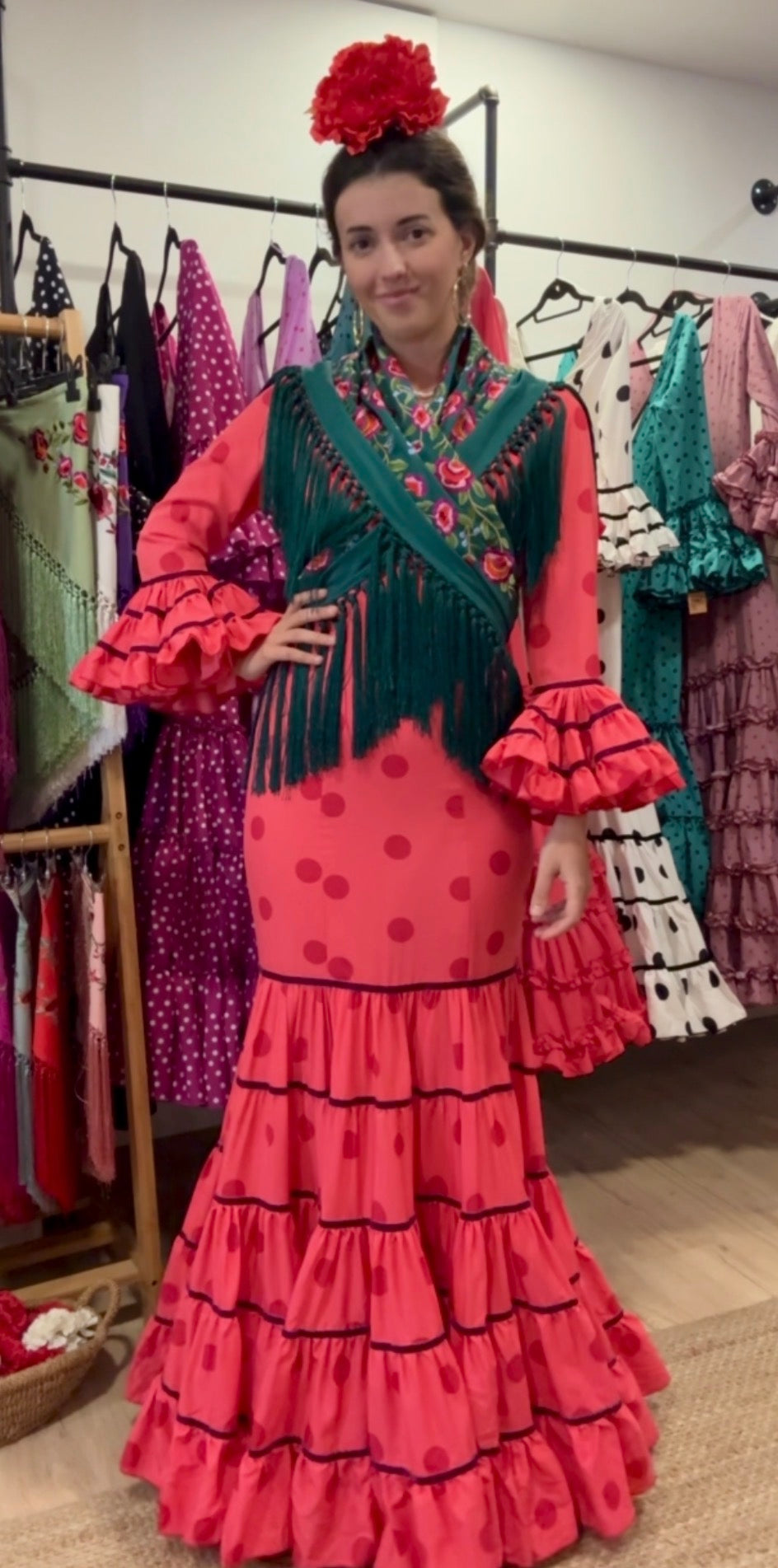 Traje de Flamenca Coral Lunares